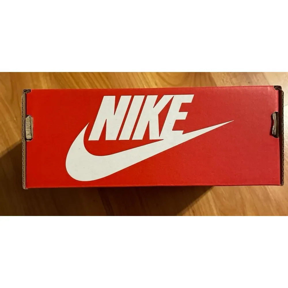 Nike empty shoe box‎